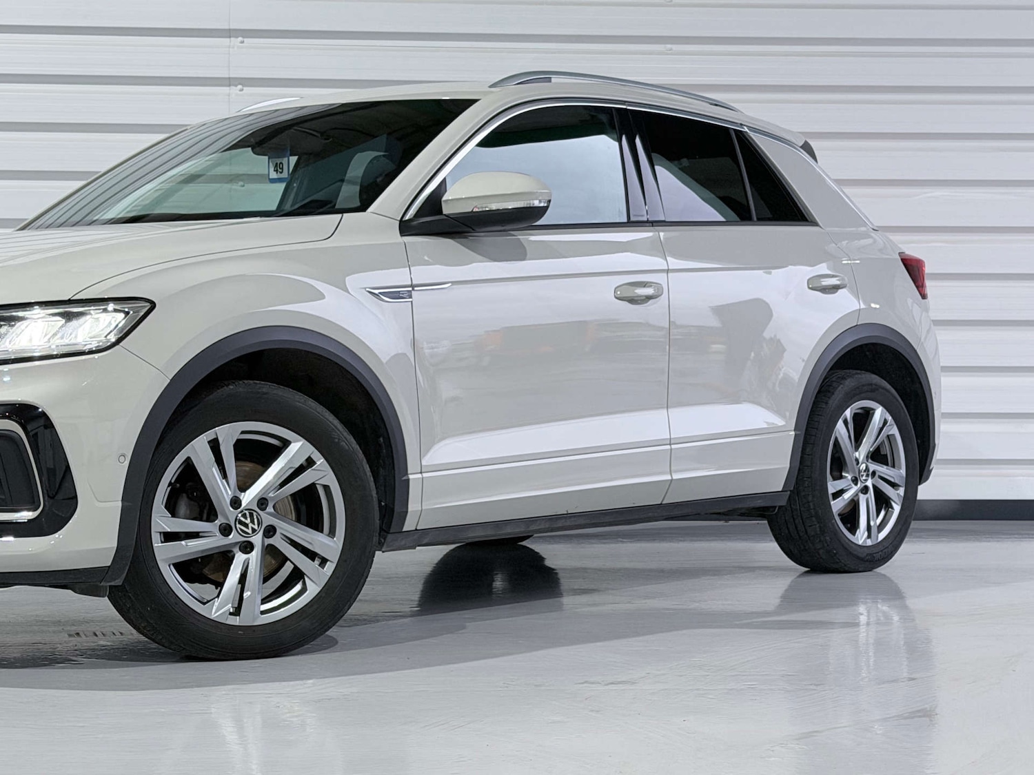 Used Volkswagen T-Roc 2022 for sale - 77363695: Photo 8