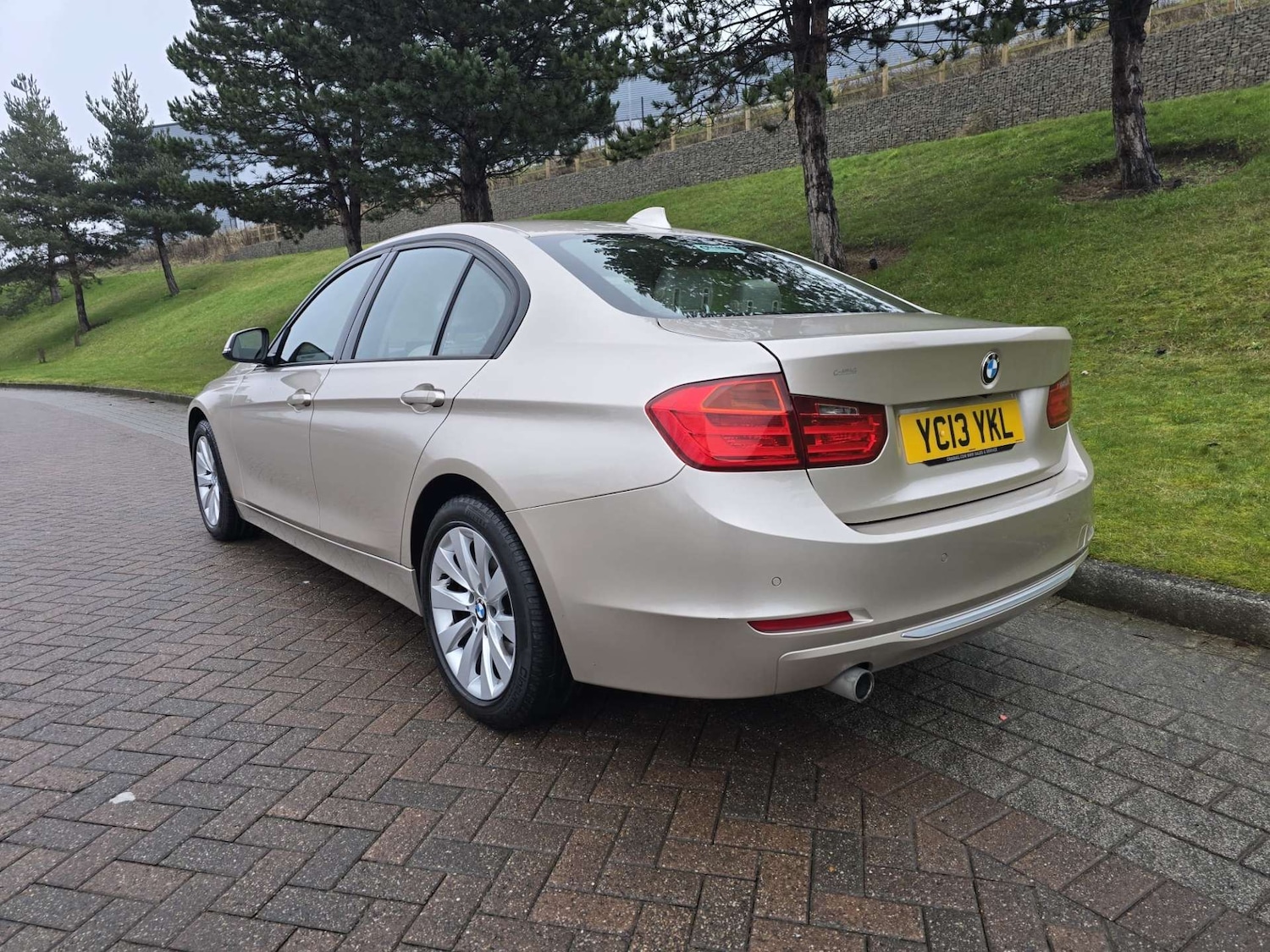 Used BMW 3 Series 2013 for sale - 77669319: Photo 3
