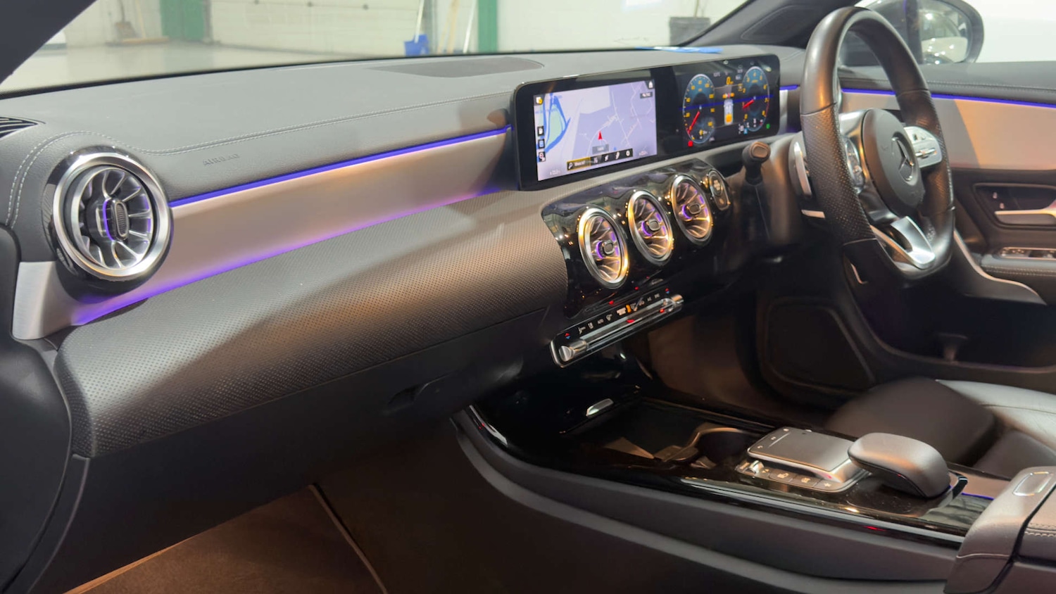 Used Mercedes-Benz CLA 2022 for sale - 77826640: Photo 2