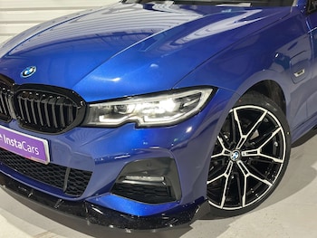 Used BMW 3 Series 2021 for sale - 77492510: Photo