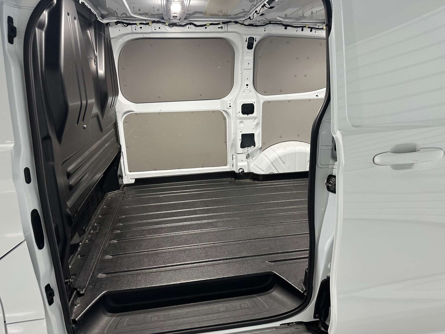 Used Ford Transit Custom 2024 for sale - 77363704: Photo 36