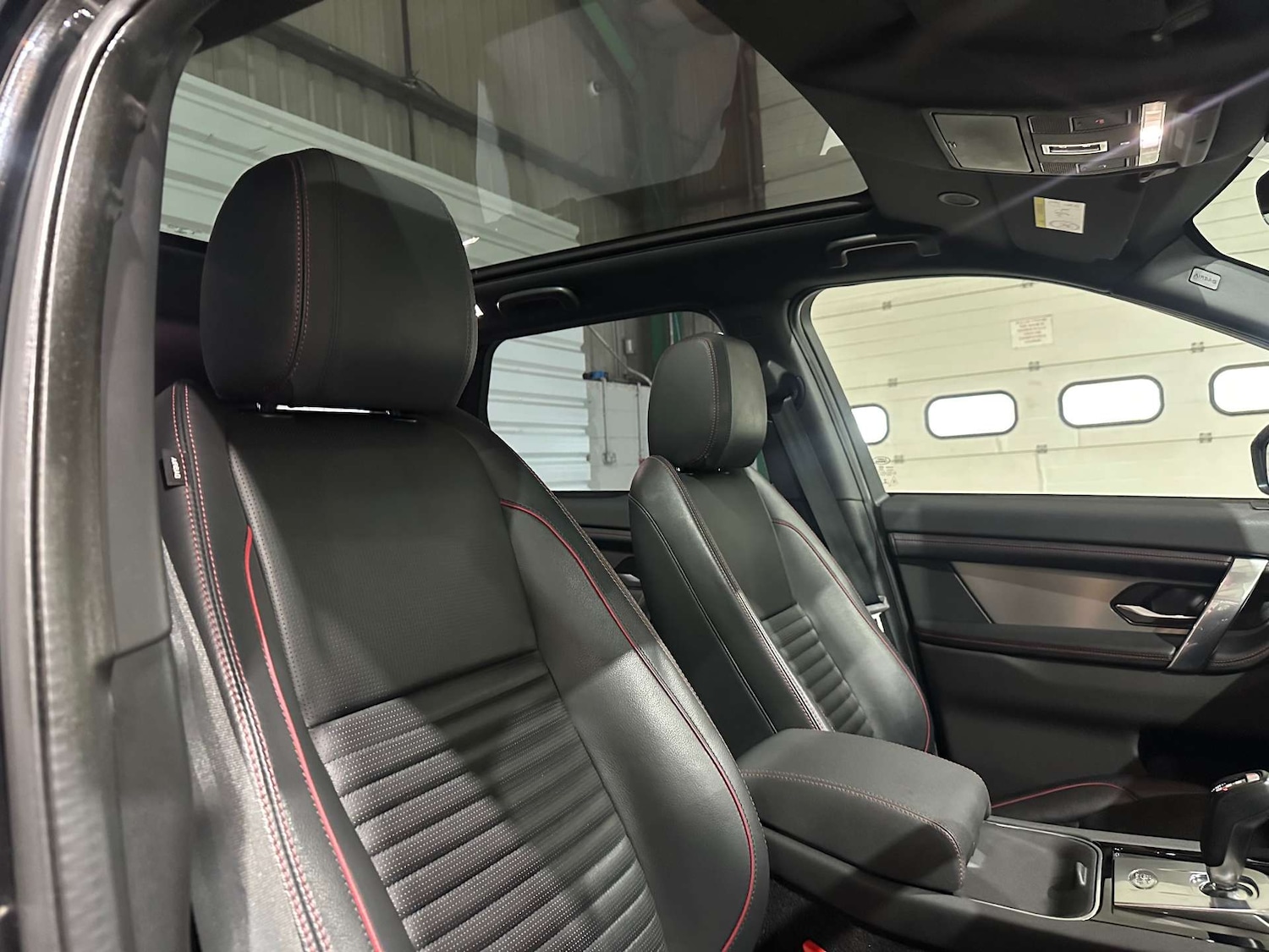 Used Land Rover Discovery Sport 2021 for sale - 77363698: Photo 5