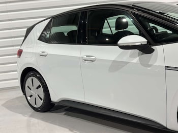 Used Volkswagen ID.3 2021 for sale - 77548558: Photo