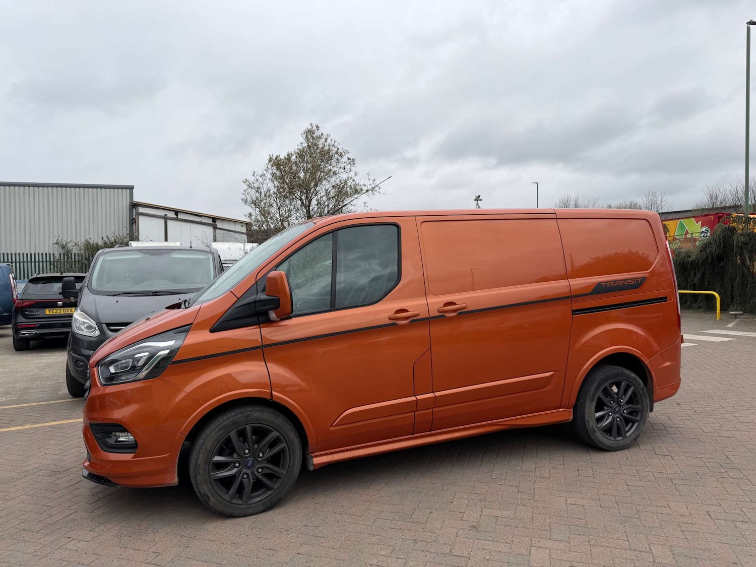 Used Ford Transit Custom 2021 for sale - 78003702: Photo 2