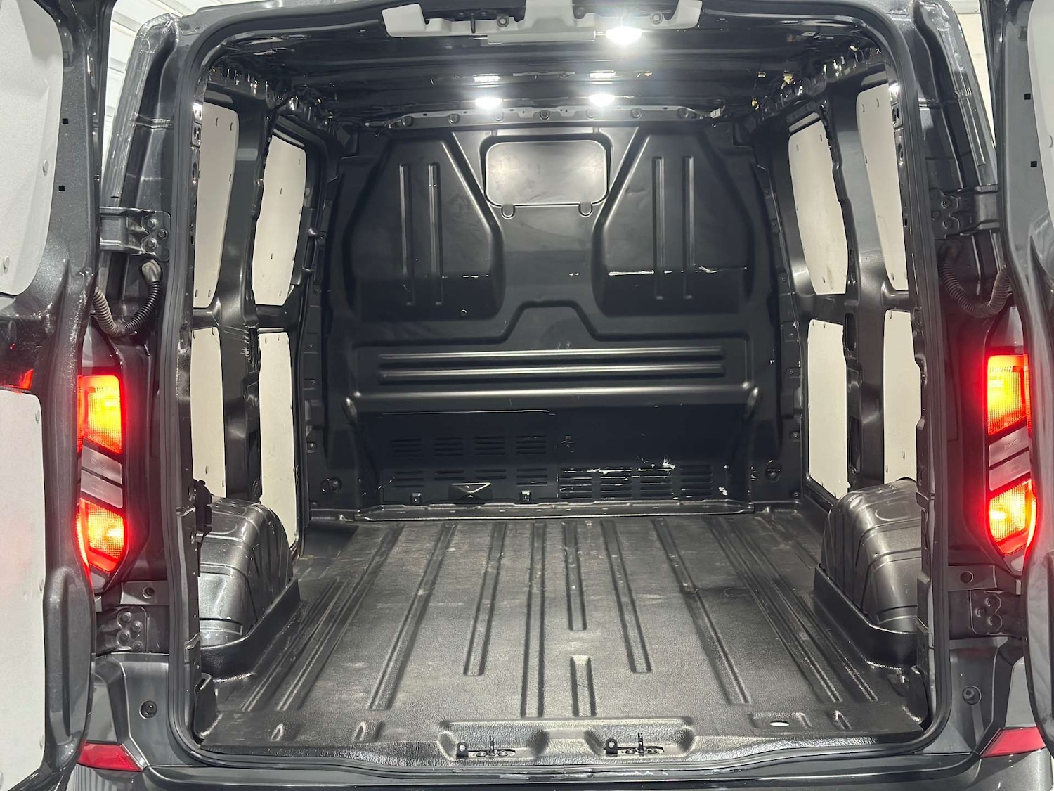 Used Ford Transit Custom 2024 for sale - 77380672: Photo 15