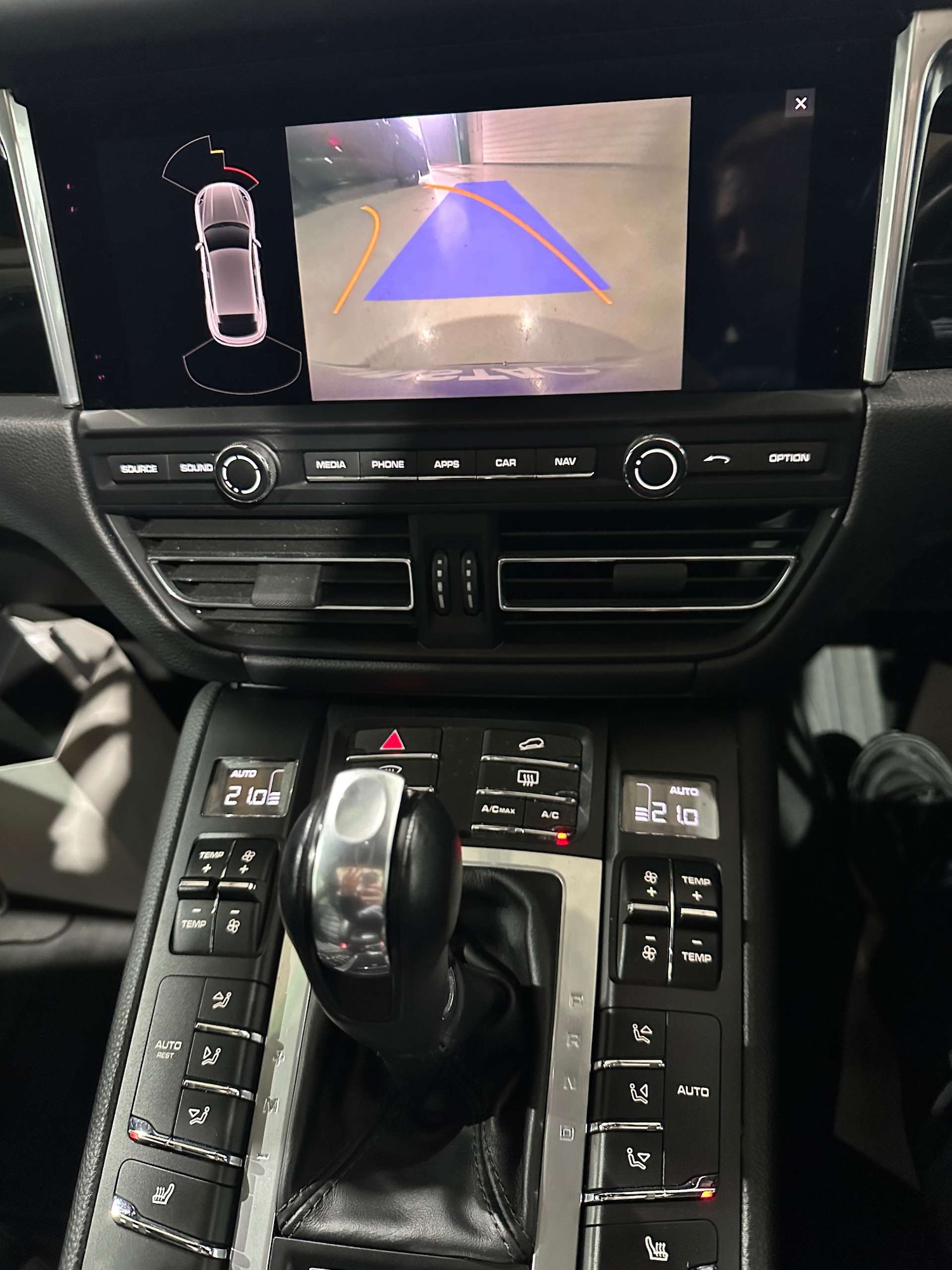 Used Porsche Macan 2020 for sale - 77609445: Photo 15