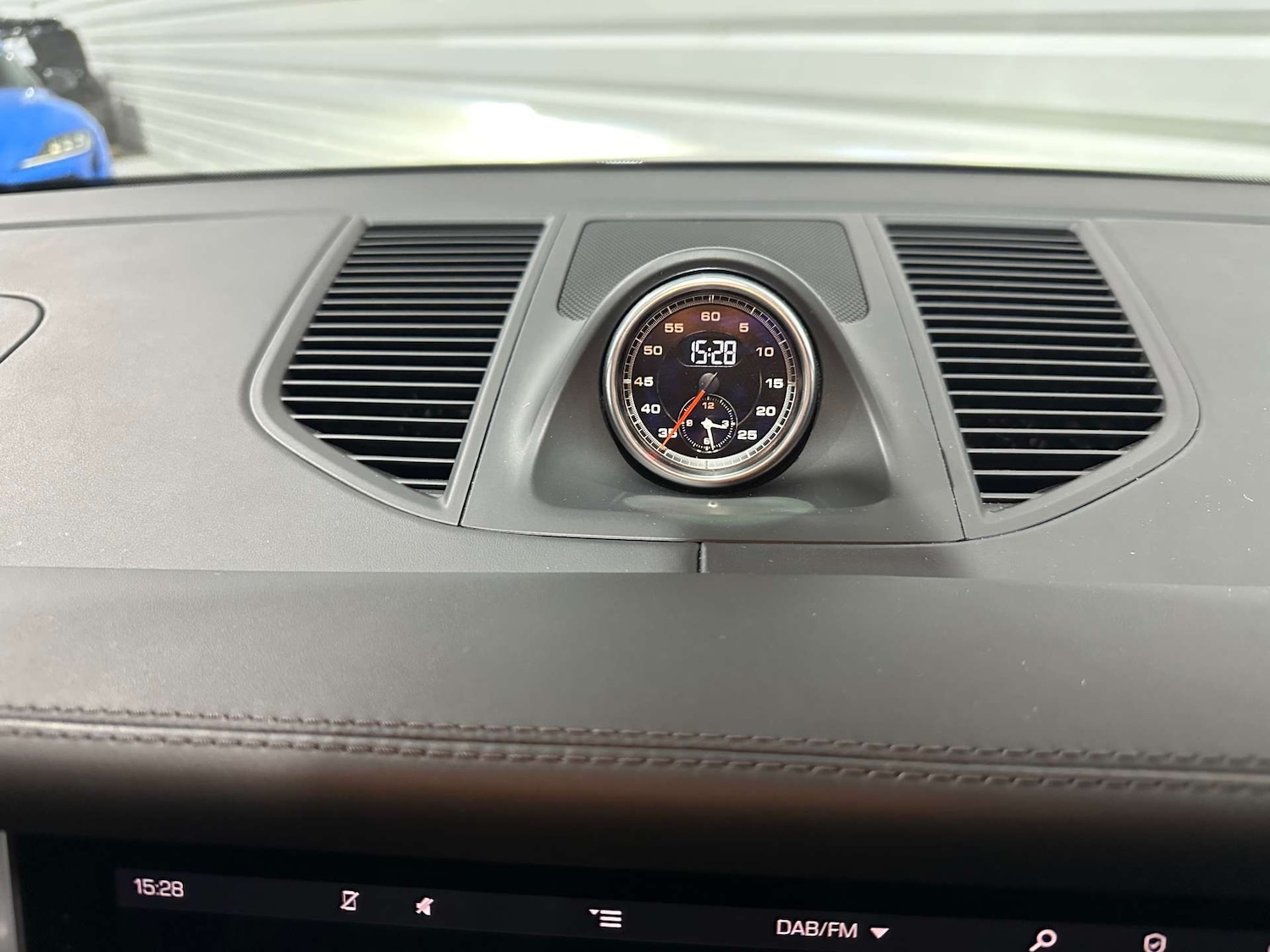 Used Porsche Macan 2020 for sale - 77609445: Photo 16