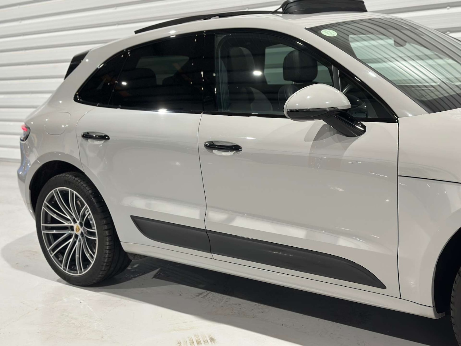 Used Porsche Macan 2020 for sale - 77609445: Photo 19