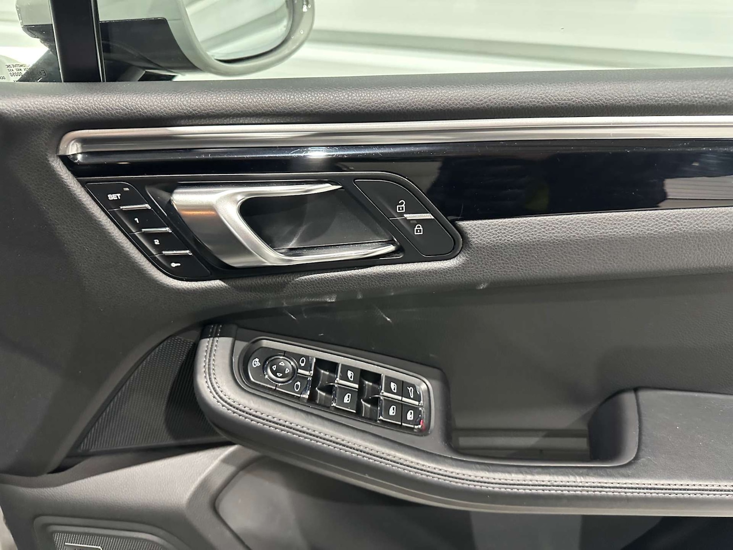 Used Porsche Macan 2020 for sale - 77609445: Photo 34