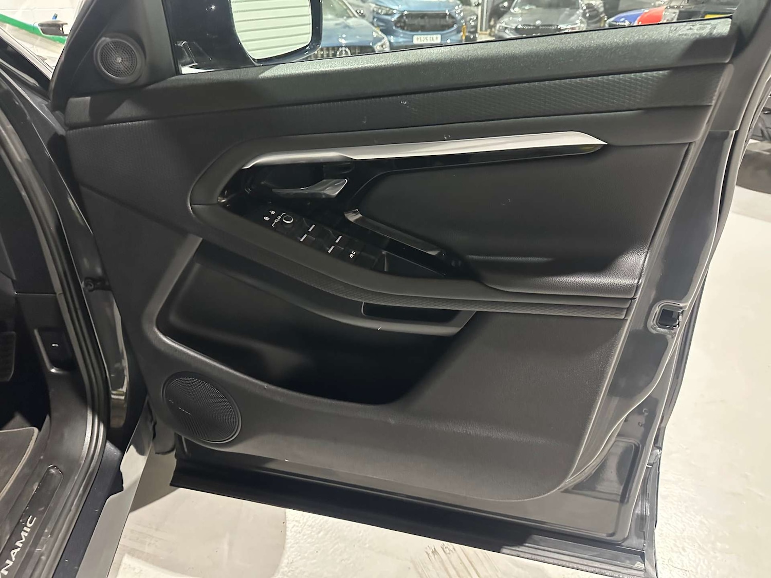 Used Land Rover Range Rover Evoque 2021 for sale - 77420195: Photo 6