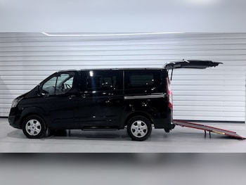 Used Ford Tourneo Custom 2017 for sale - 78829606: Photo
