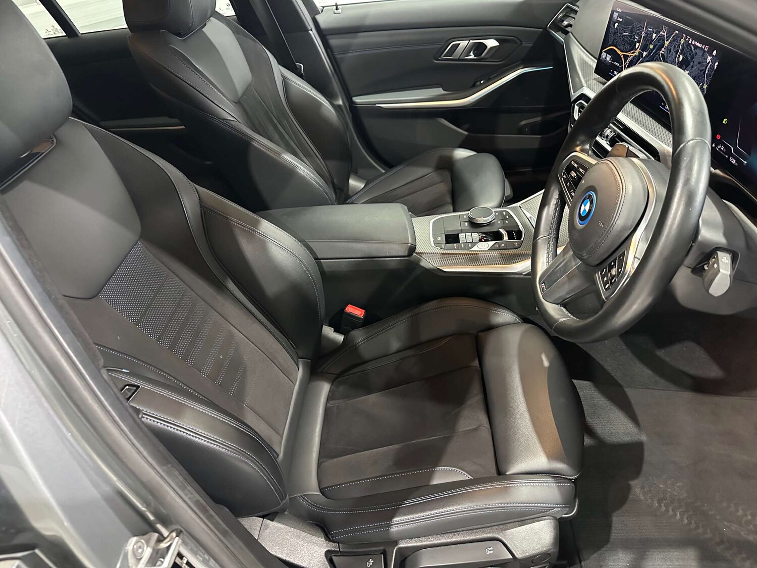 Used BMW 3 Series 2023 for sale - 77581094: Photo 10