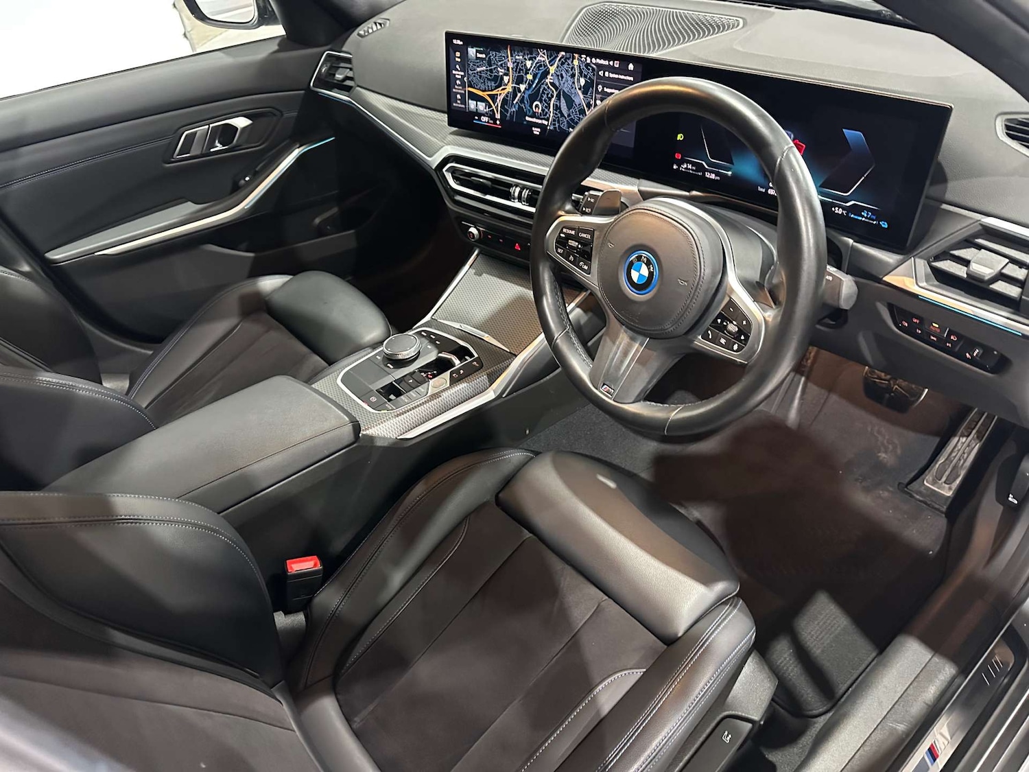 Used BMW 3 Series 2023 for sale - 77581094: Photo 3