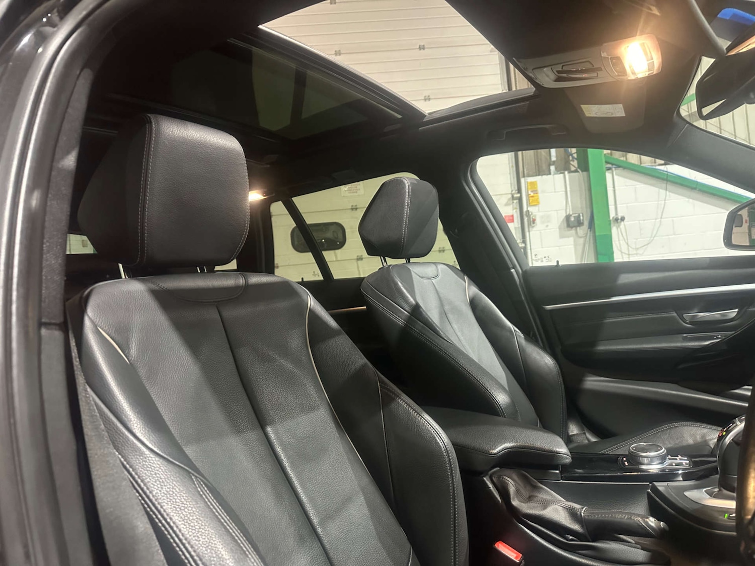 Used BMW 3 Series 2018 for sale - 77363690: Photo 39