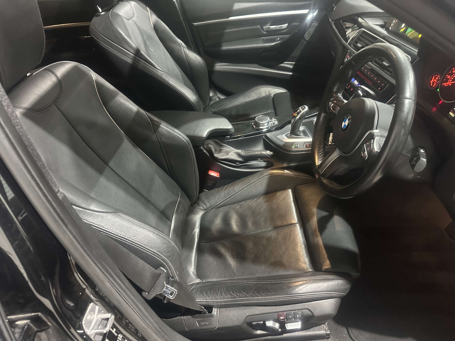 Used BMW 3 Series 2018 for sale - 77363690: Photo 42