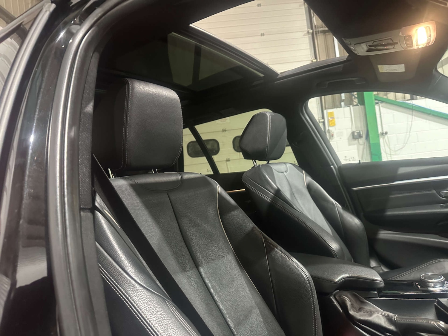 Used BMW 3 Series 2018 for sale - 77363690: Photo 45