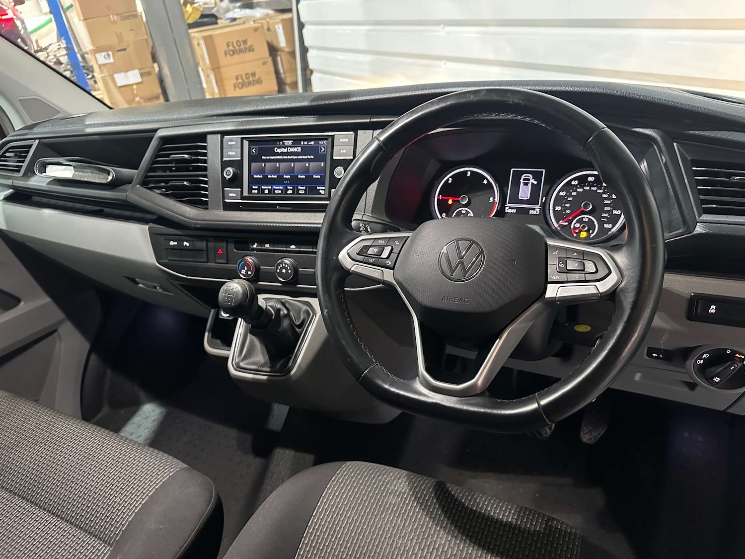 Used Volkswagen Transporter 2021 for sale - 77363711: Photo 24