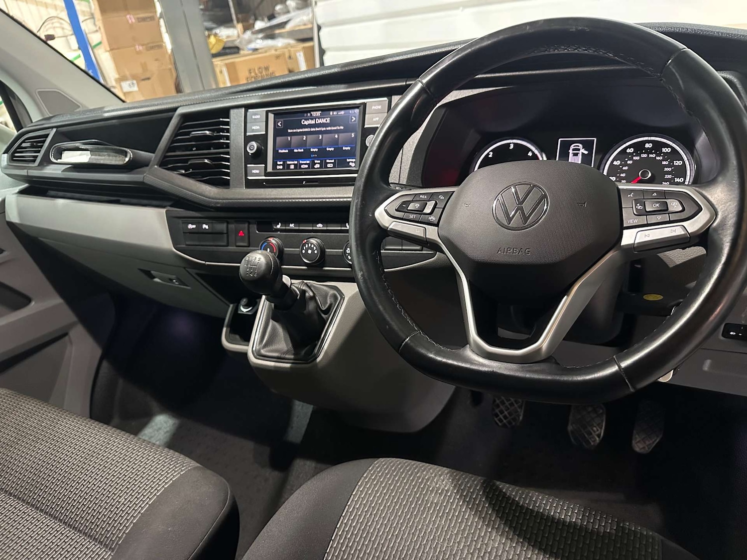 Used Volkswagen Transporter 2021 for sale - 77363711: Photo 35