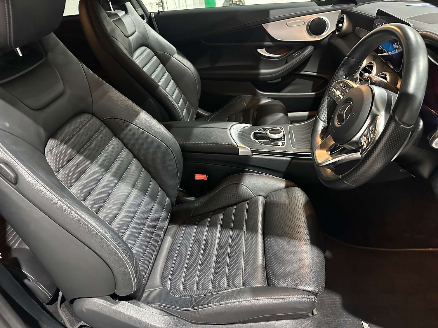 Used Mercedes-Benz C Class 2020 for sale - 77363692: Photo 31