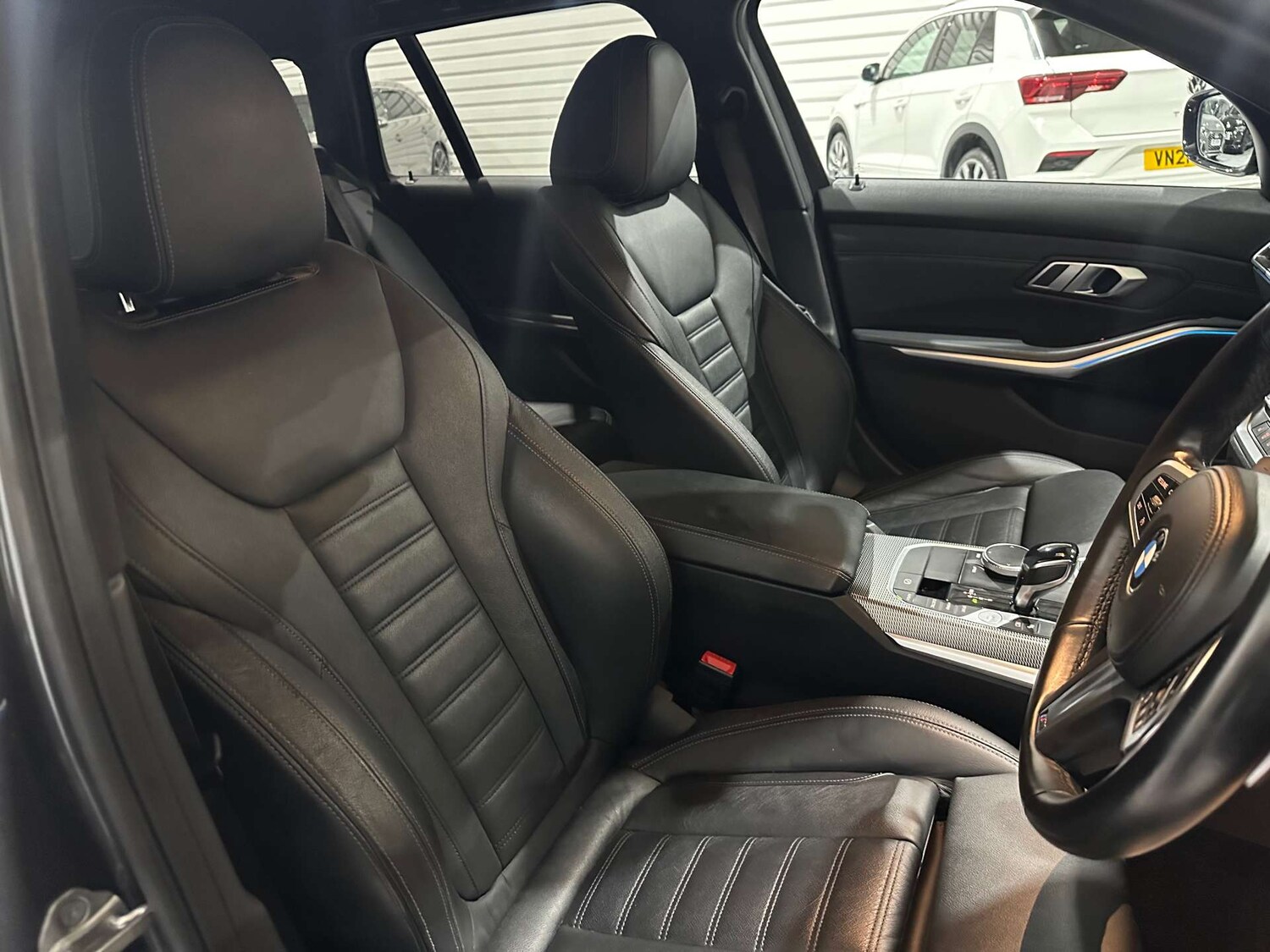 Used BMW 3 Series 2022 for sale - 77363700: Photo 32