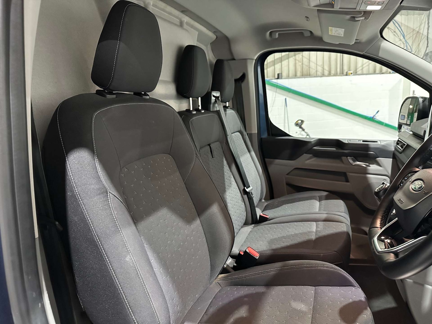 Used Ford Transit Custom 2024 for sale - 77363707: Photo 33