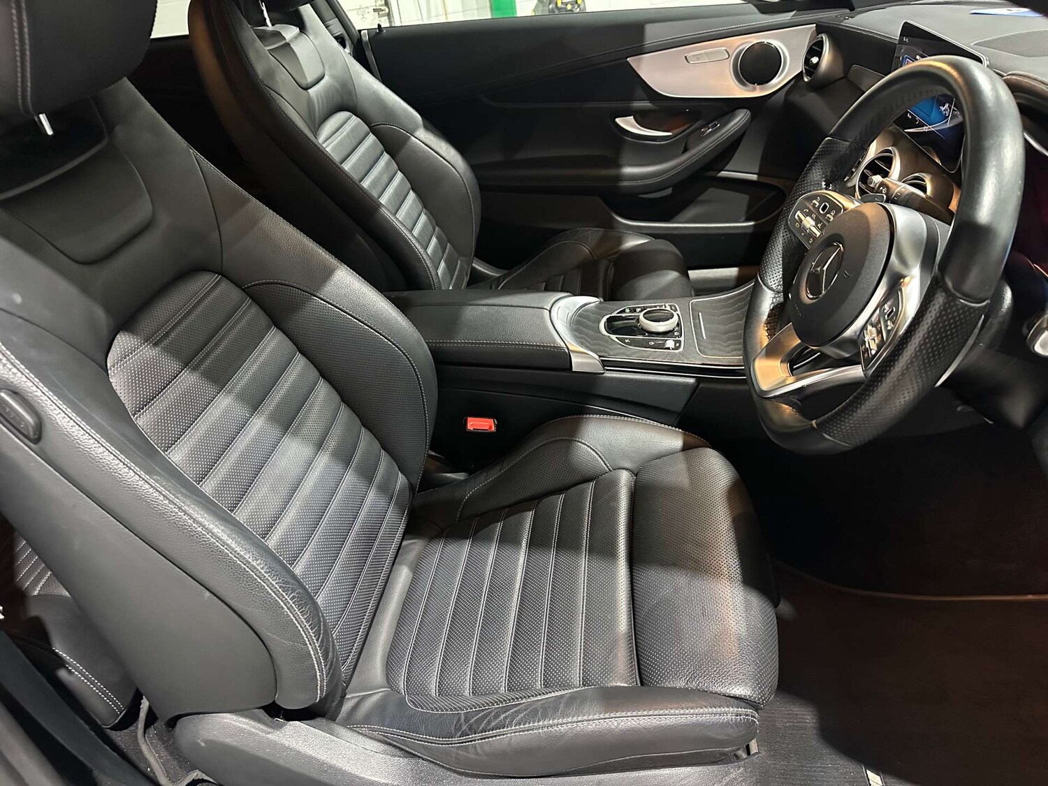 Used Mercedes-Benz C Class 2020 for sale - 77569675: Photo 31