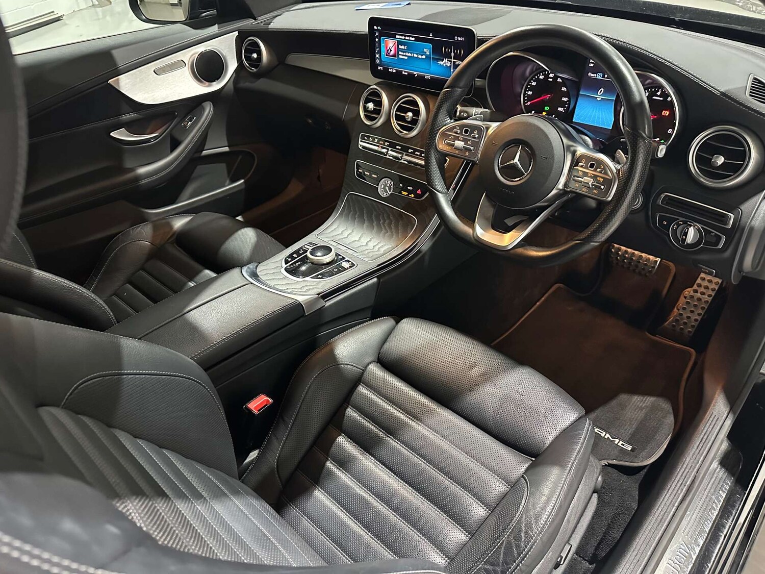 Used Mercedes-Benz C Class 2020 for sale - 77569675: Photo 32