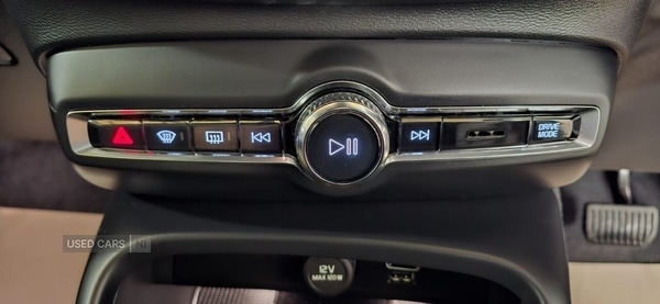 Used Volvo XC40 2023 for sale - 77163805: Photo 33