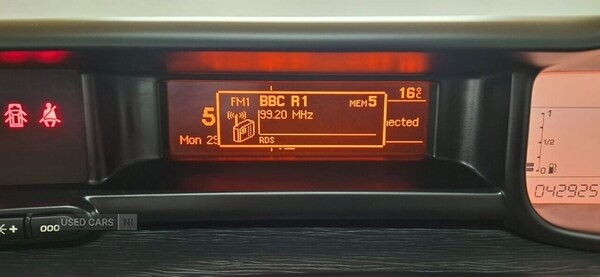 Used Citroen C3 Picasso 2015 for sale - 75635809: Photo 31