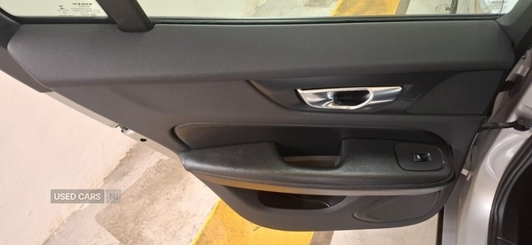 Used Volvo V60 2019 for sale - 77082192: Photo 48