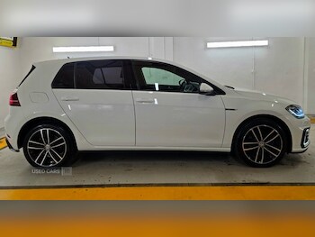 Used Volkswagen Golf 2018 for sale - 76419288: Photo