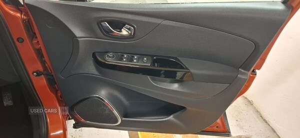 Used Renault Captur 2016 for sale - 75636020: Photo 31