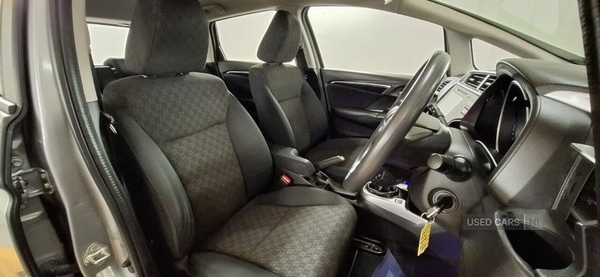 Used Honda Jazz 2017 for sale - 76271138: Photo 17