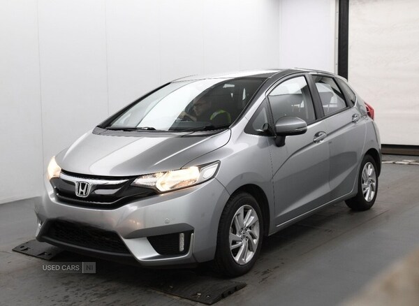 Used Honda Jazz 2017 for sale - 76271138: Photo 2