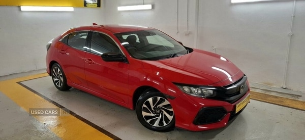 Used Honda Civic 2018 for sale - 76271129: Photo 1