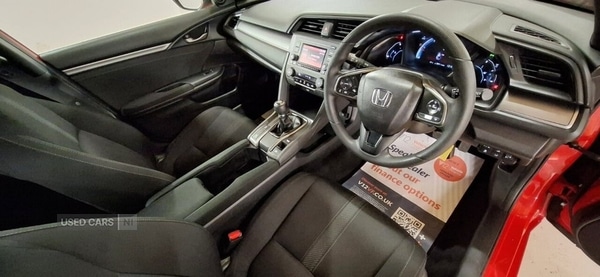 Used Honda Civic 2018 for sale - 76271129: Photo 25