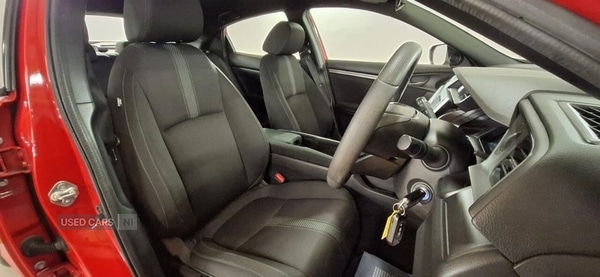 Used Honda Civic 2018 for sale - 76271129: Photo 28