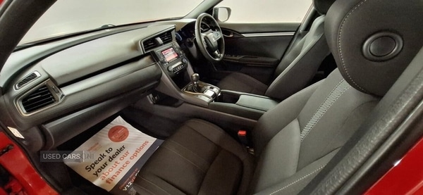 Used Honda Civic 2018 for sale - 76271129: Photo 32