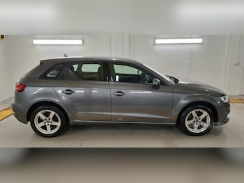 Used Audi A3 2017 for sale - 76138924: Photo 4