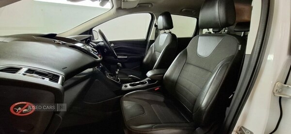 Used Ford Kuga 2015 for sale - 75635837: Photo 27