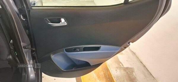 Used Hyundai i10 2015 for sale - 75742047: Photo 38
