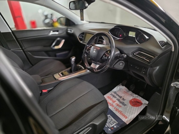 Used Peugeot 308 2016 for sale - 76409681: Photo 16