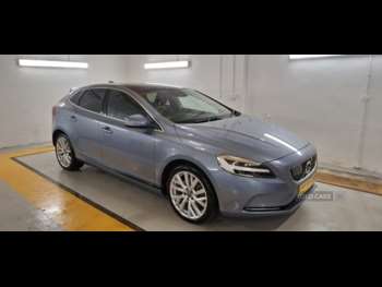 Used Volvo V40 2019 for sale - 74509965: Photo