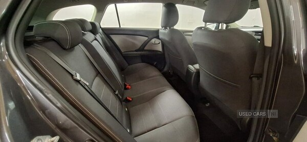 Used Toyota Avensis 2018 for sale - 74363579: Photo 34