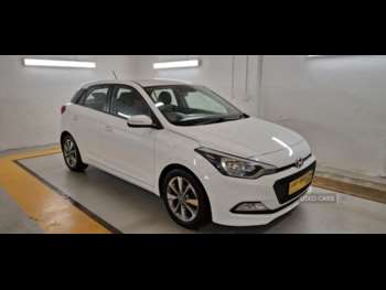 Used Hyundai i20 2015 for sale - 74586132: Photo