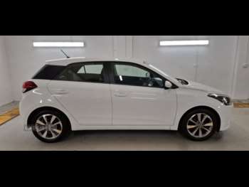 Used Hyundai i20 2015 for sale - 74586132: Photo
