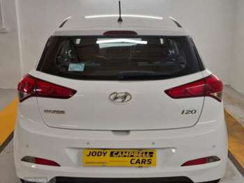 Used Hyundai i20 2015 for sale - 74586132: Photo