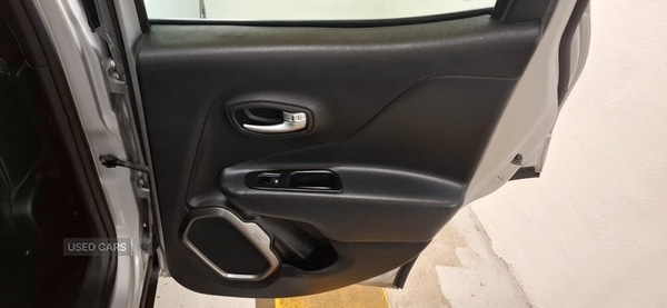 Used Jeep Renegade 2019 for sale - 77075020: Photo 38