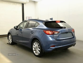 Used Mazda Mazda3 2017 for sale - 76251530: Photo 3