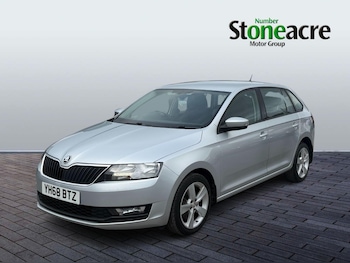 Used Skoda Rapid Spaceback 2018 for sale - 79188212: Photo